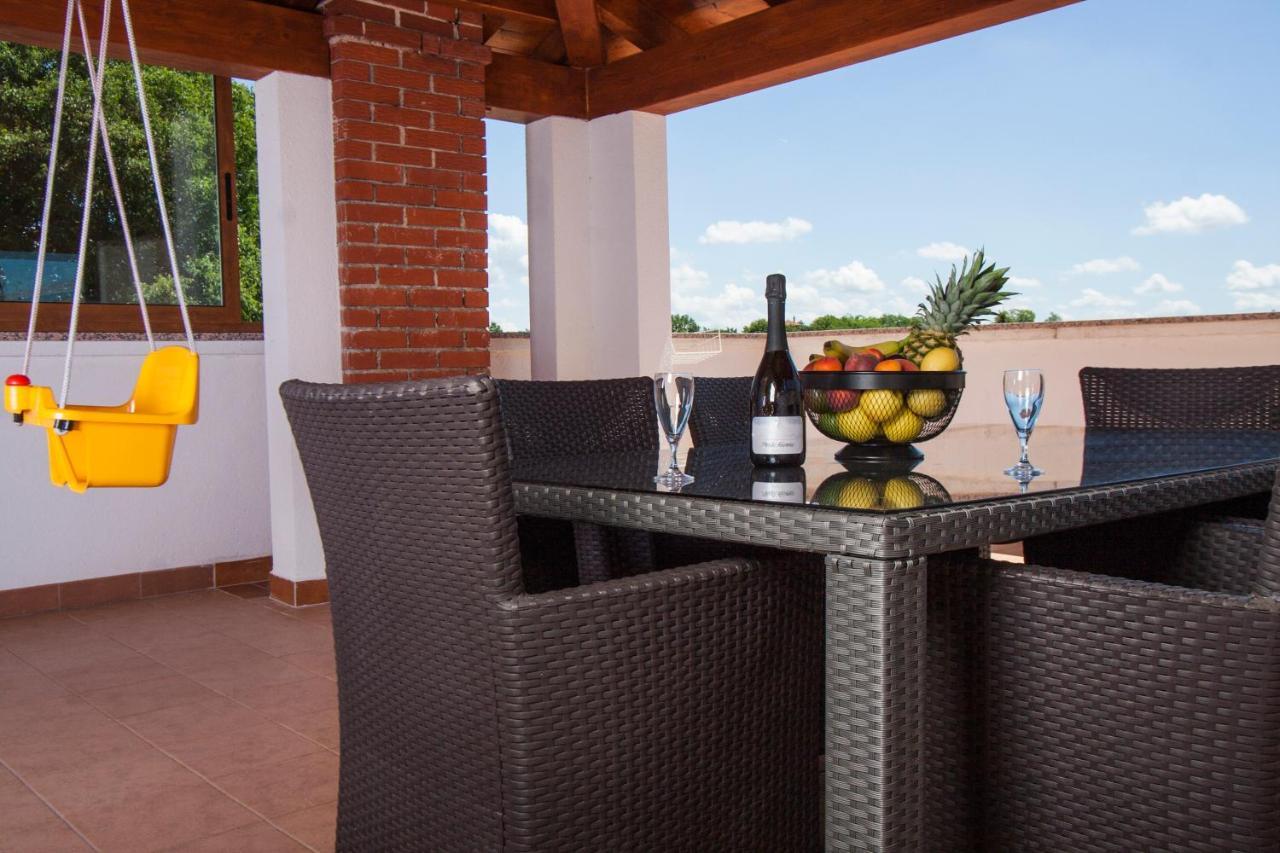 Apartman Lucija Appartamento Vižinada Esterno foto